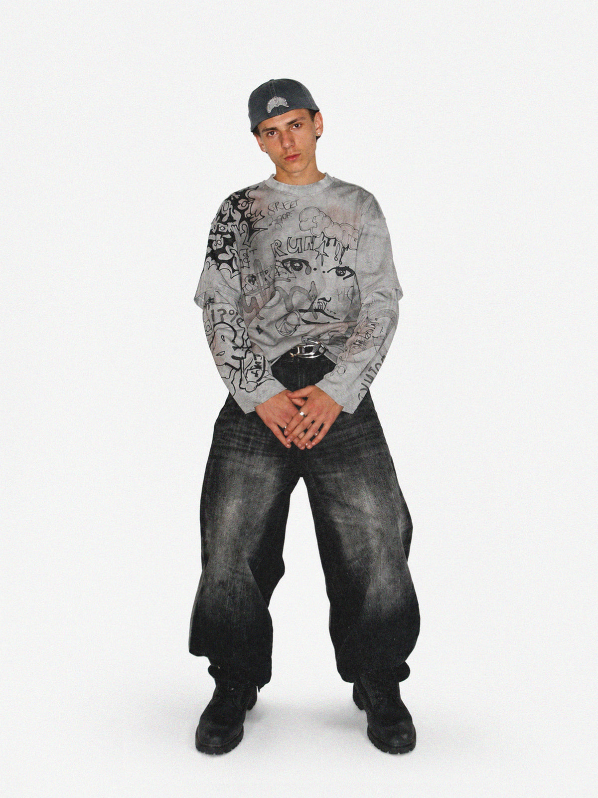 LAYERED GRAFFITI LONGSLEEVE